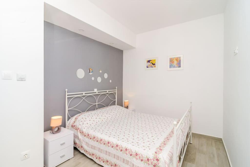 Sea View Apartment 10 Minutes Walk From Old City دوبروفينك المظهر الخارجي الصورة